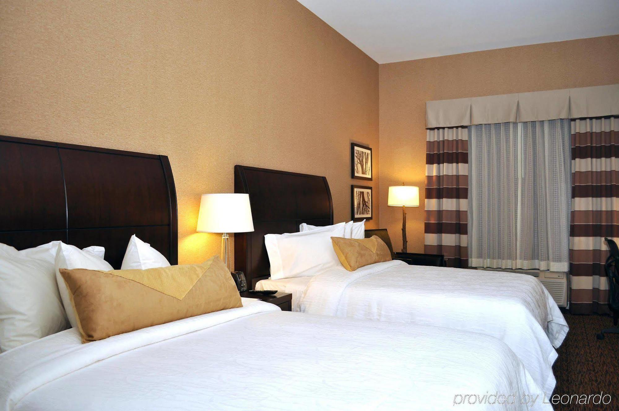 Hilton Garden Inn St. Louis Airport Berkeley Pokój zdjęcie